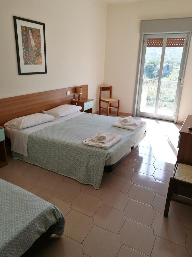 Hotel Royal Cattafi San Filippo del Mela Kültér fotó